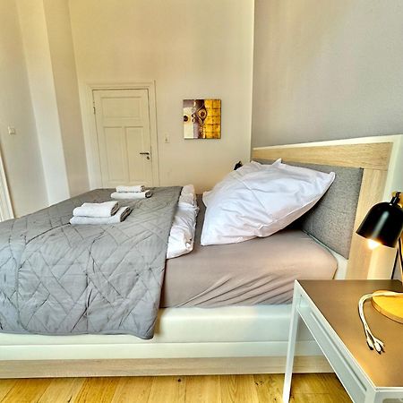 Geraeumiges City-Apartment Mit 2 Badezimmer Und Parkplaetzen D46-Og Oldenburg Zewnętrze zdjęcie