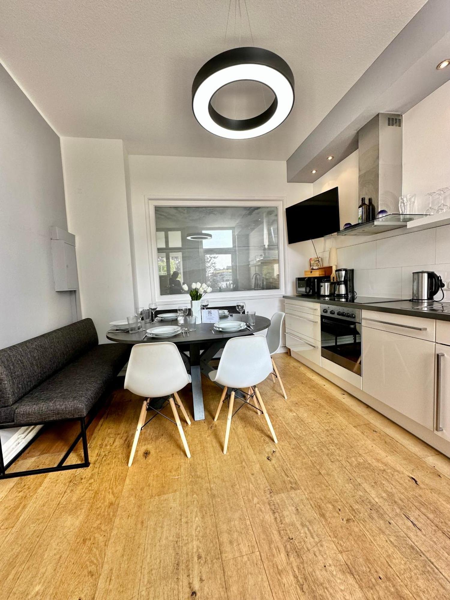 Geraeumiges City-Apartment Mit 2 Badezimmer Und Parkplaetzen D46-Og Oldenburg Zewnętrze zdjęcie
