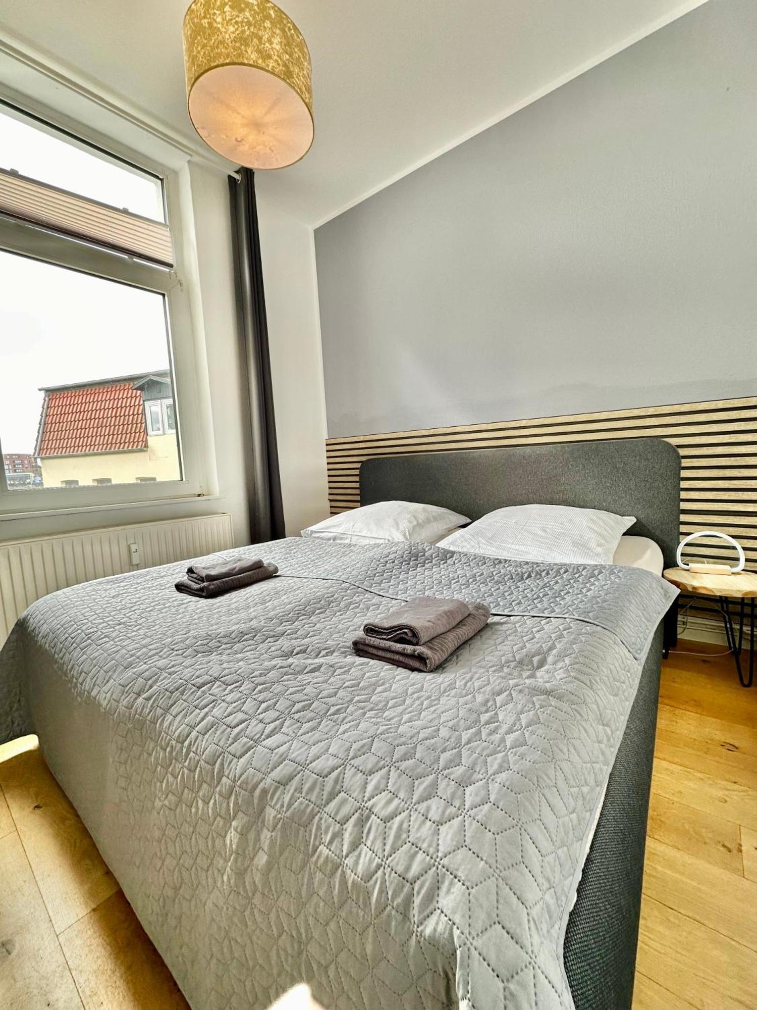 Geraeumiges City-Apartment Mit 2 Badezimmer Und Parkplaetzen D46-Og Oldenburg Zewnętrze zdjęcie