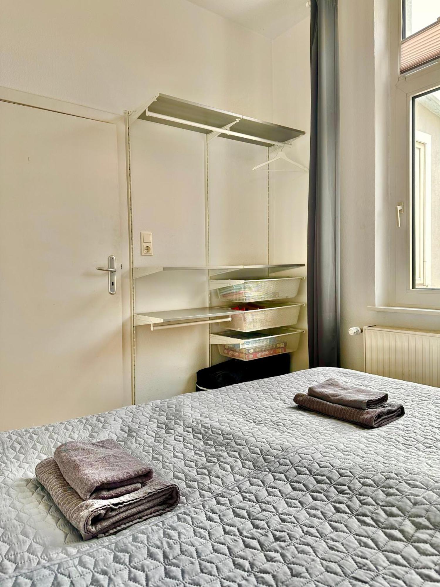 Geraeumiges City-Apartment Mit 2 Badezimmer Und Parkplaetzen D46-Og Oldenburg Zewnętrze zdjęcie