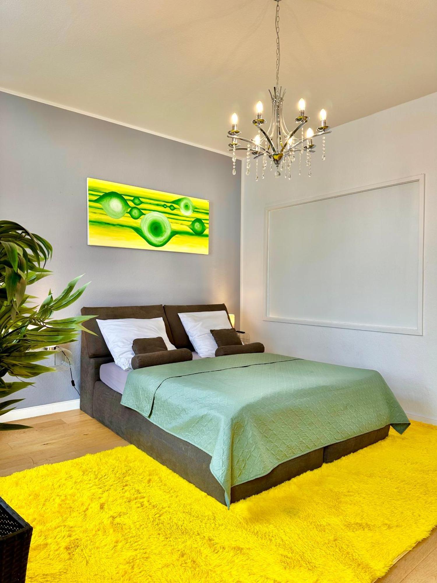 Geraeumiges City-Apartment Mit 2 Badezimmer Und Parkplaetzen D46-Og Oldenburg Zewnętrze zdjęcie