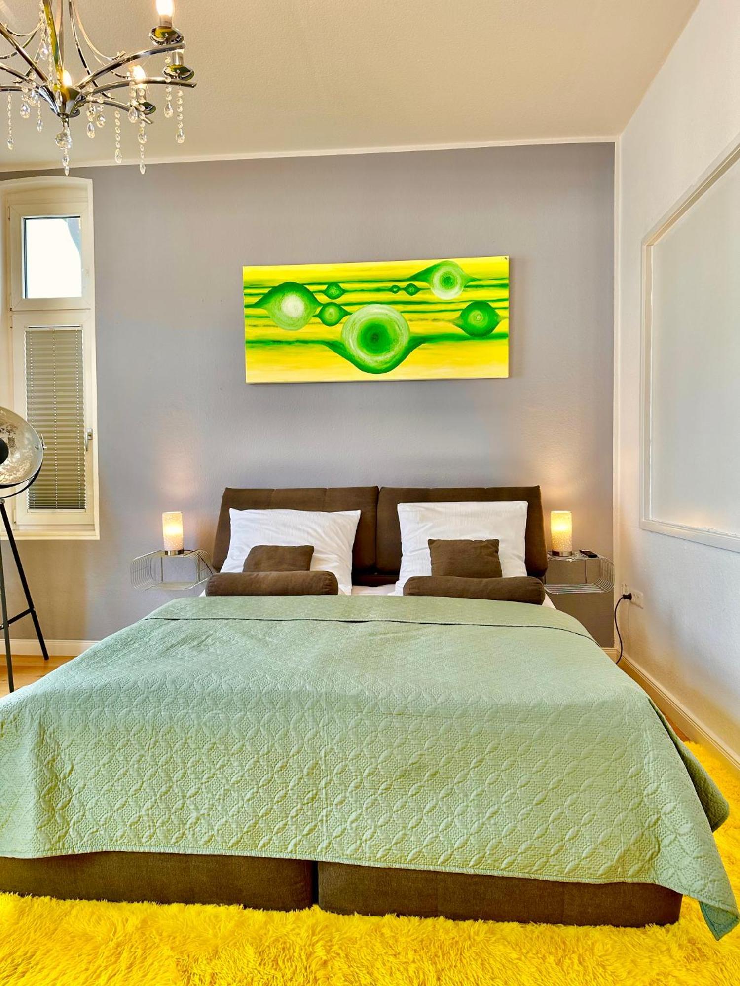 Geraeumiges City-Apartment Mit 2 Badezimmer Und Parkplaetzen D46-Og Oldenburg Zewnętrze zdjęcie